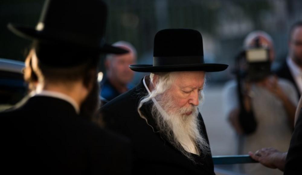 еврейский праведник. еврейский праведник. раввин картина. иудейское искусство. медаль праведника народов мира.